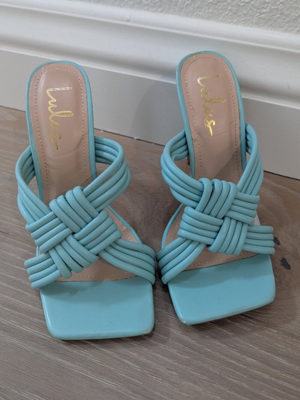Shoes - Picture 2 of 4